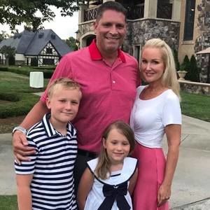 Meet your Posher, Helena